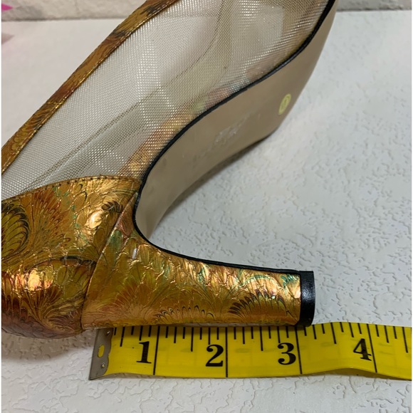 J. Renee’ Metalic evening heels - Picture 4 of 7